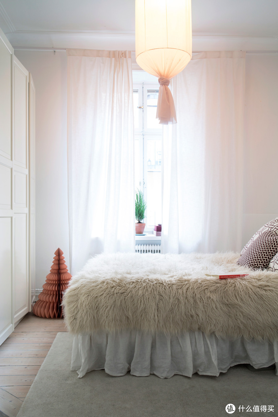 面积小的卧室怎么装修和布置比较好？