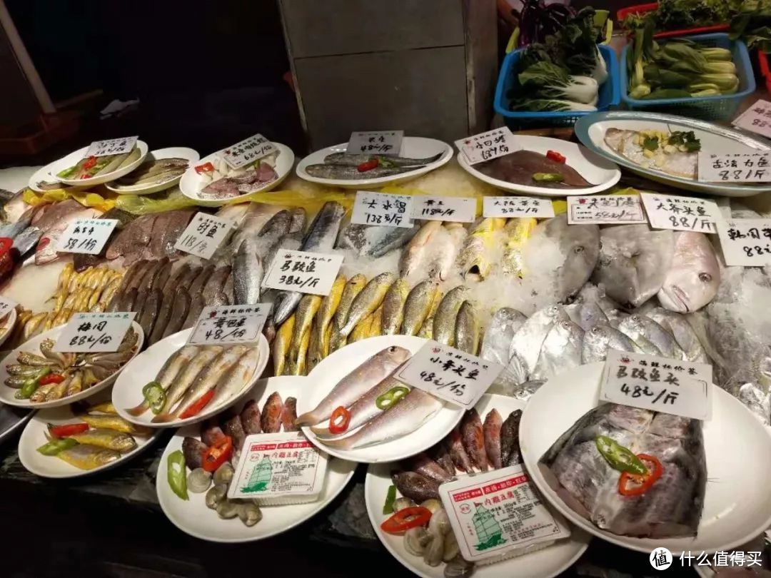 寻味台州海鲜：从菜市场吃到米其林