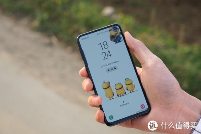 最容易被忽视的"小屏"旗舰，三星Galaxy S10e体验评测