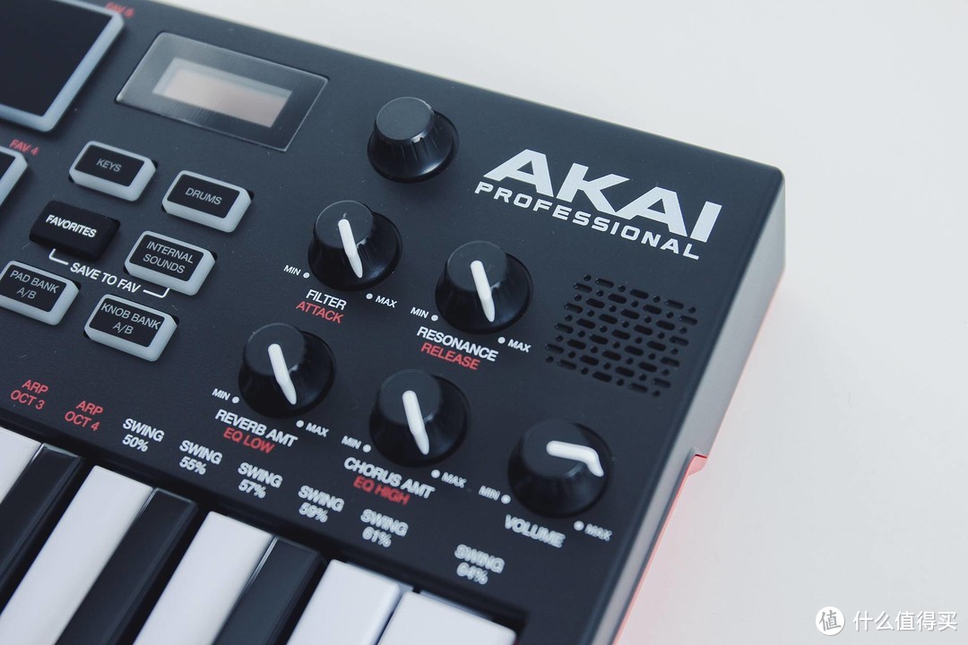 千元级MIDI「优品」，AKAI MPK MINI PLAY上手体验