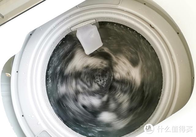 有品上架新款洗衣机，5kg容量，还有水回收功能仅799元