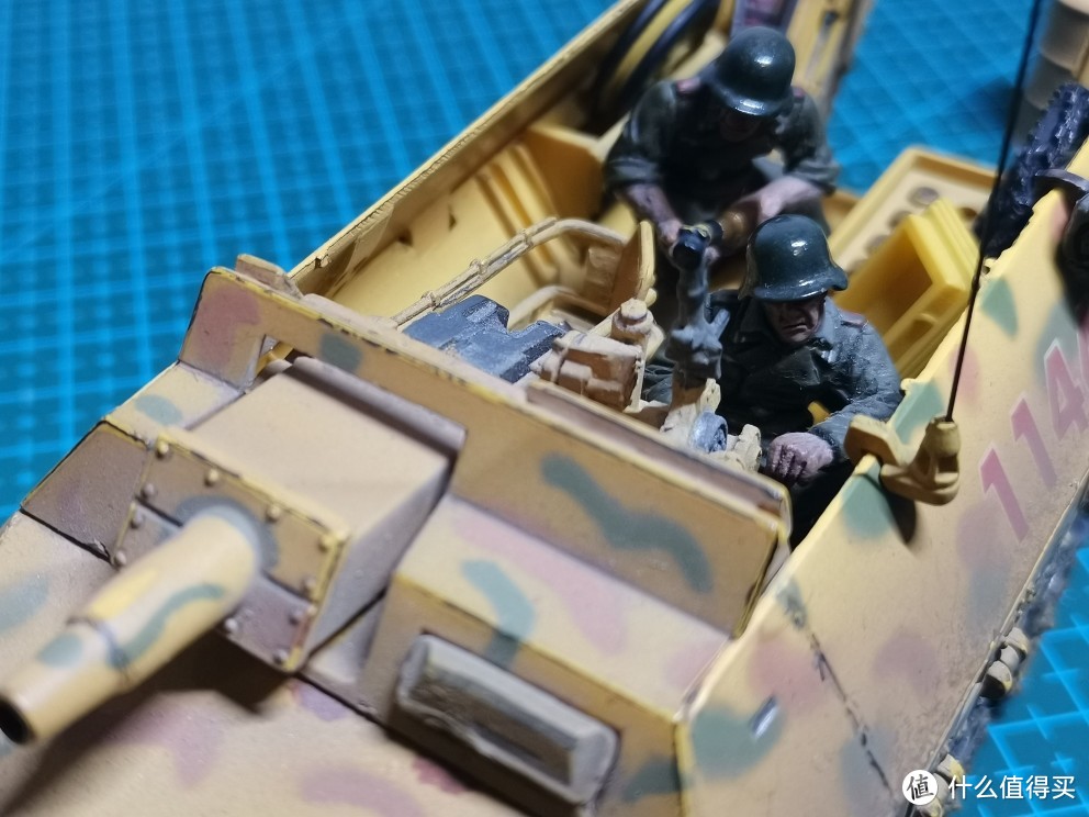 FOV 1:32 Sd.kfz. 251/9 半履带装甲车