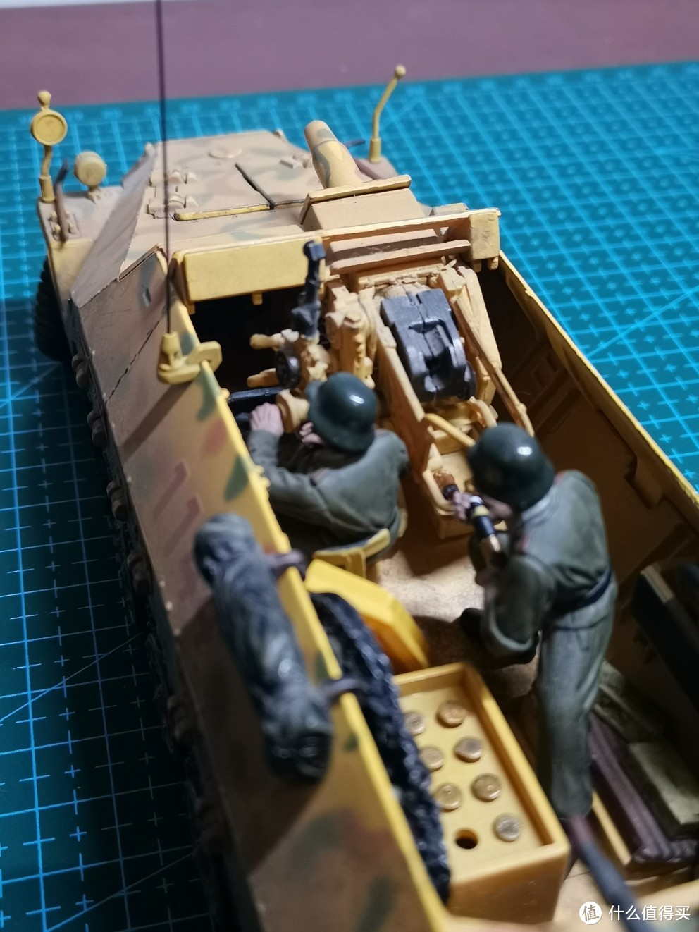 FOV 1:32 Sd.kfz. 251/9 半履带装甲车