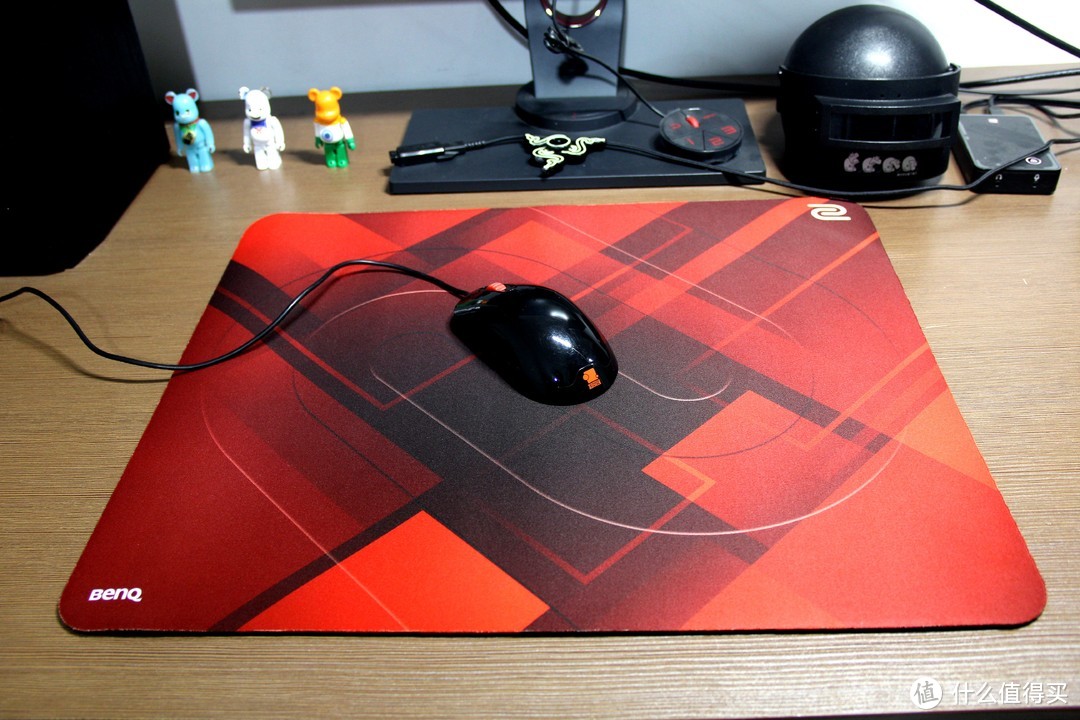 ZOWIE GEAR红色特别版的鼠标垫 G-SR-SE
