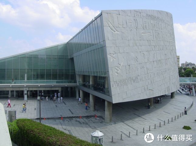 在惊涛骇浪中吃饭？欧洲首个水下餐厅刚刚在挪威开业，就有7000人抢着去！