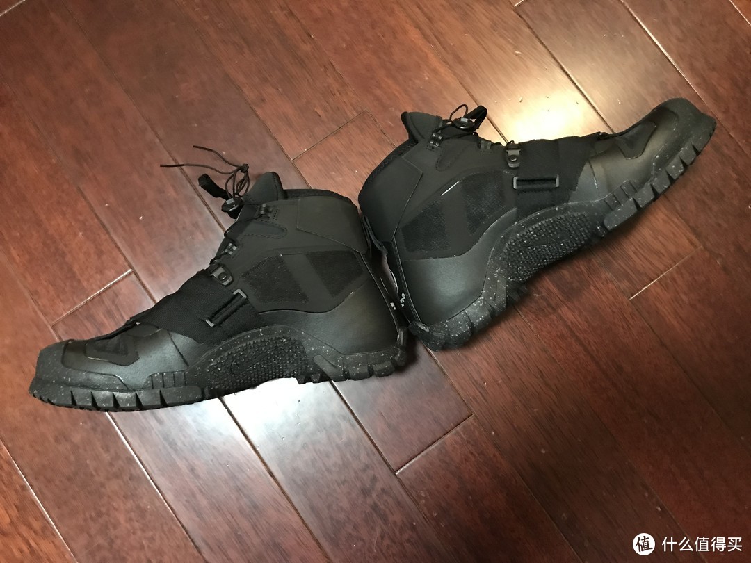 联名重型坦克NIKE SFB MOUNTAIN UNDERCOVER户外鞋