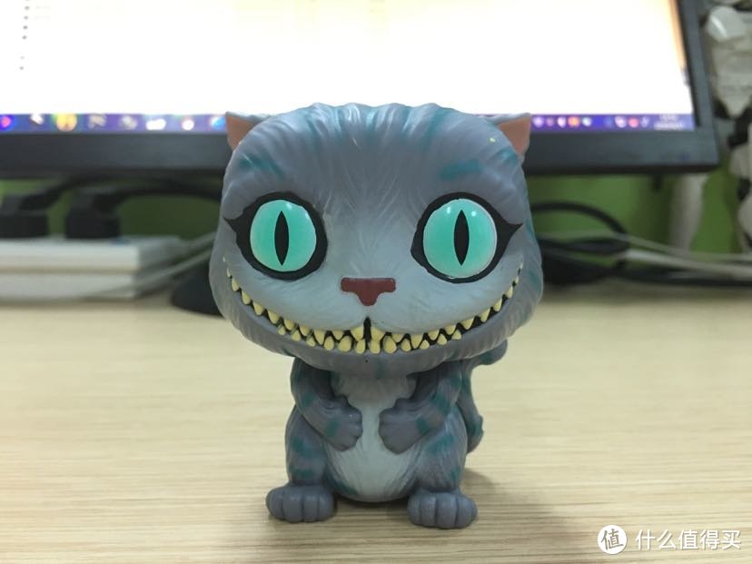 萌萌的大头猫：FUNKO POP柴郡猫手办开箱晒物