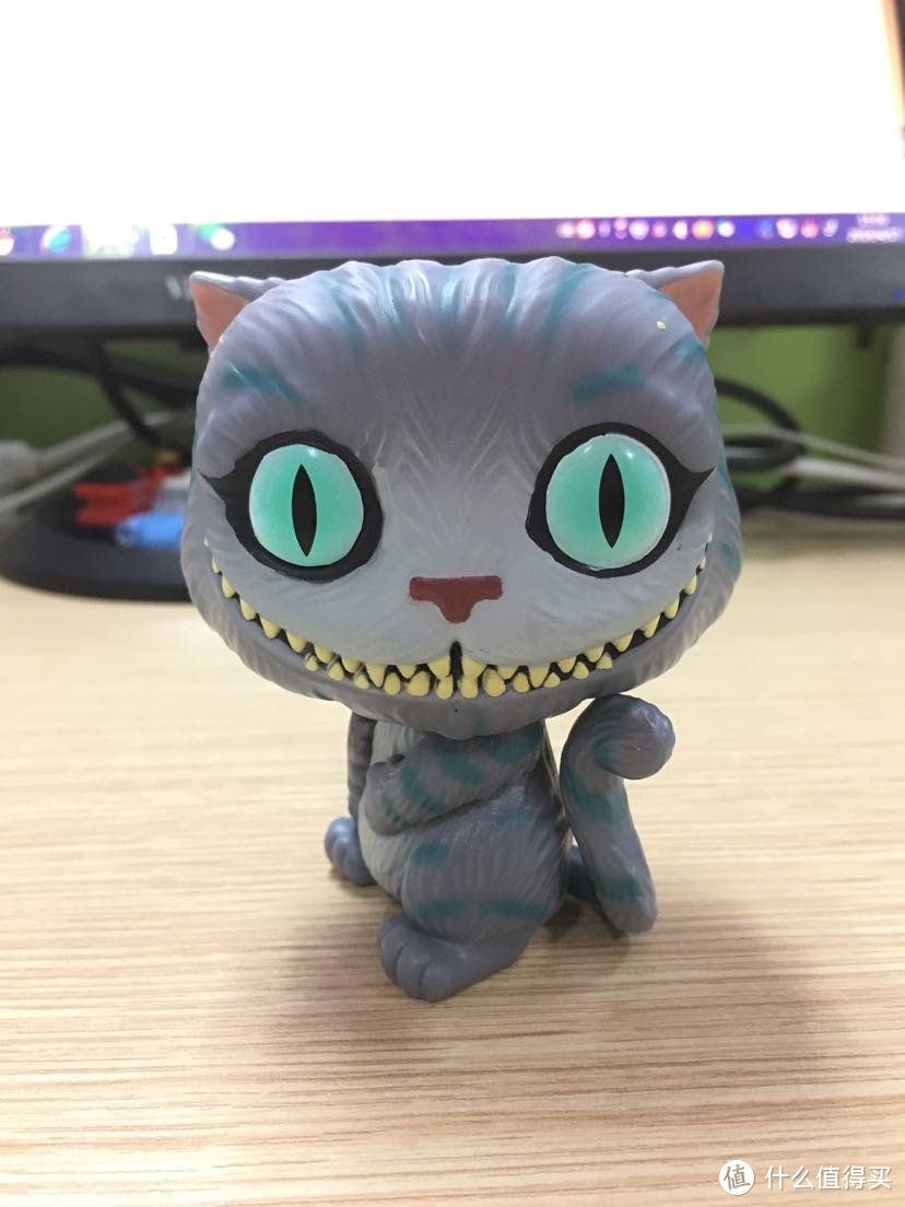 萌萌的大头猫：FUNKO POP柴郡猫手办开箱晒物