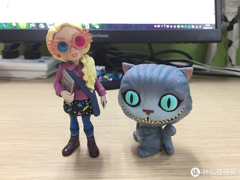 萌萌的大头猫：FUNKO POP柴郡猫手办开箱晒物