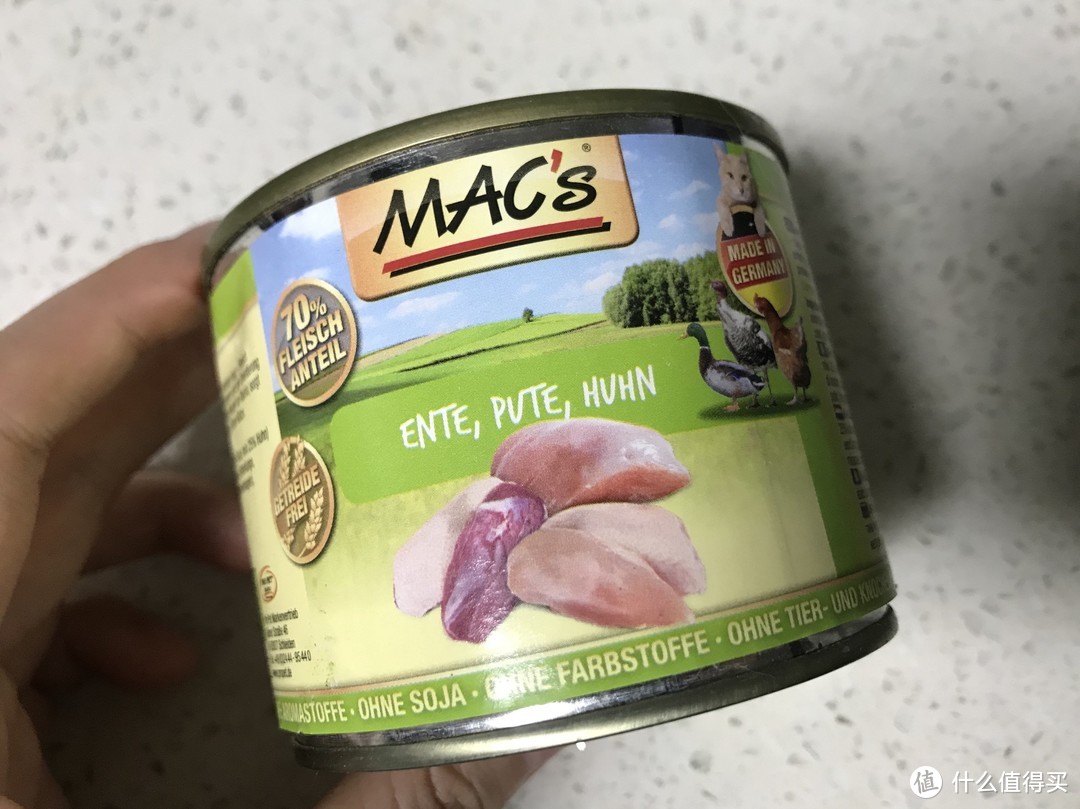 mac's的罐头也是挺容易看口味的，有鸭、火鸡和鸡的皂片哈哈~不过我都是直接把常见的肉的德文都背下来TT