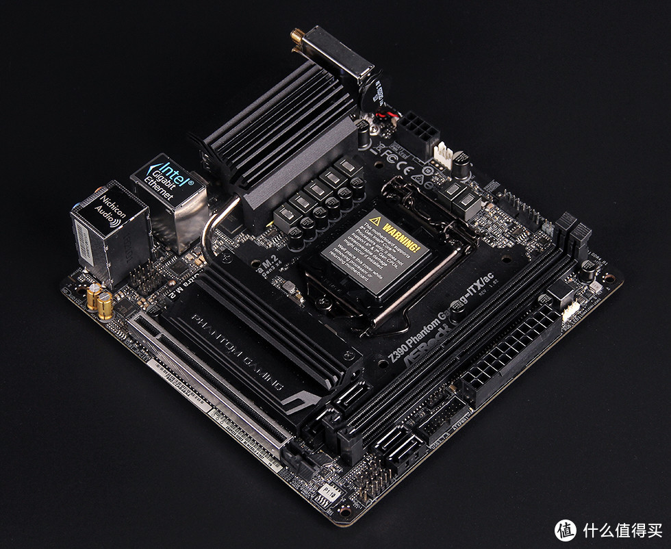 MK3S ITX机箱再装机小记 — 9700K / Z390幻影ITX / Radeon VII