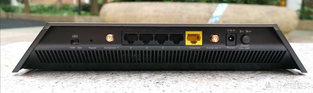 可以刷第三方固件折腾的无线路由器：NETGEAR R7800开箱和使用体验