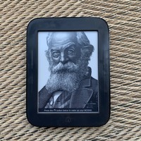 亚马逊 全新Kindle Paperwhite 4 电子书阅读器购买理由(售价|分辨率|容量|评价)