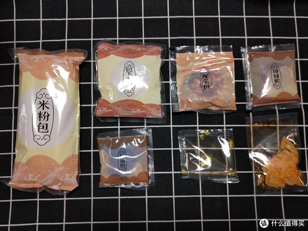 吃了这几家网上品牌的螺蛳粉，我整个人都臭了