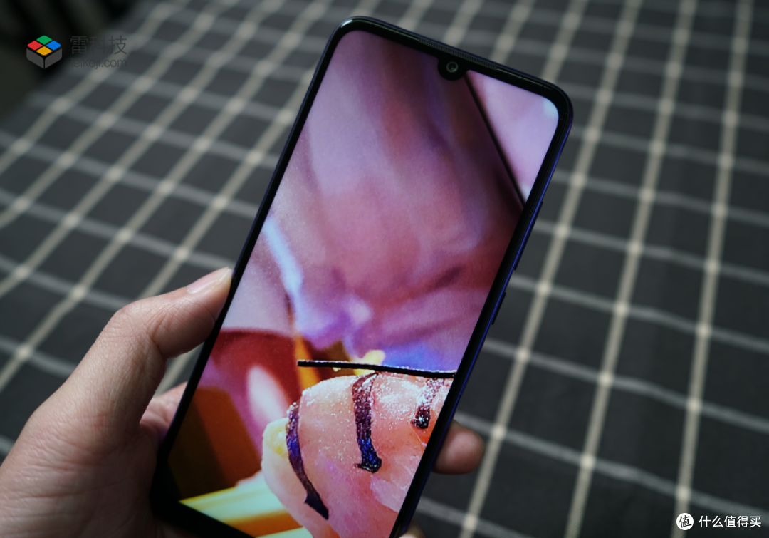 1千到2千买什么手机？这些性价比神机不可错过！