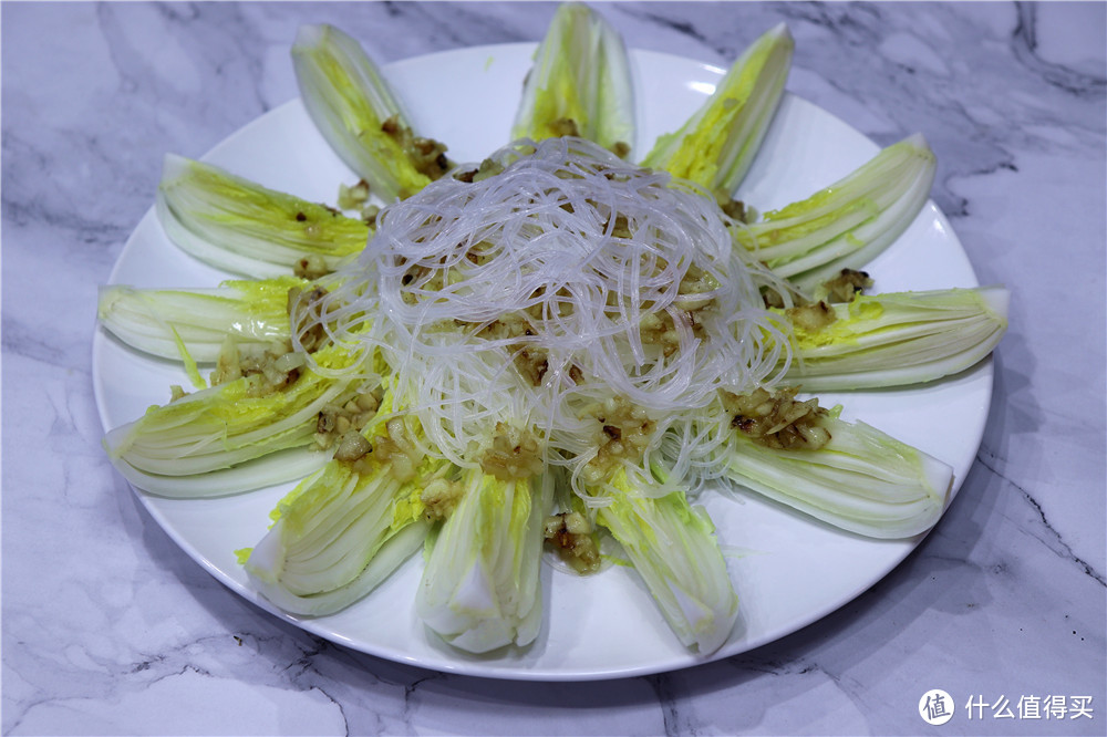 巨好吃家庭版蒜蓉粉丝娃娃菜，材料简单上手快