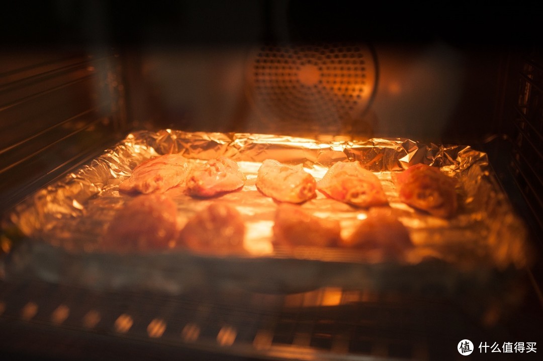 可蒸可烤、一机多用，提升烹饪体验利器：凯度电蒸烤箱使用体验