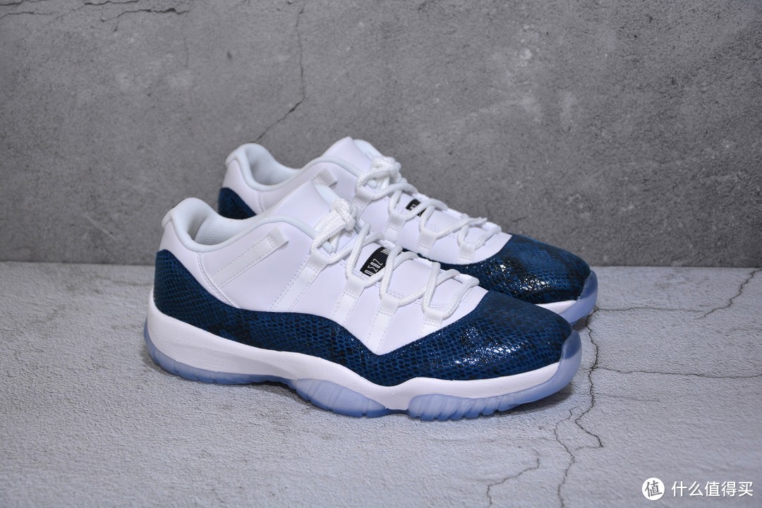 AIR JORDAN 11 LOW AJ11 蓝蛇 复刻男子运动篮球鞋 开箱