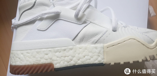 非常厚的爆米花底