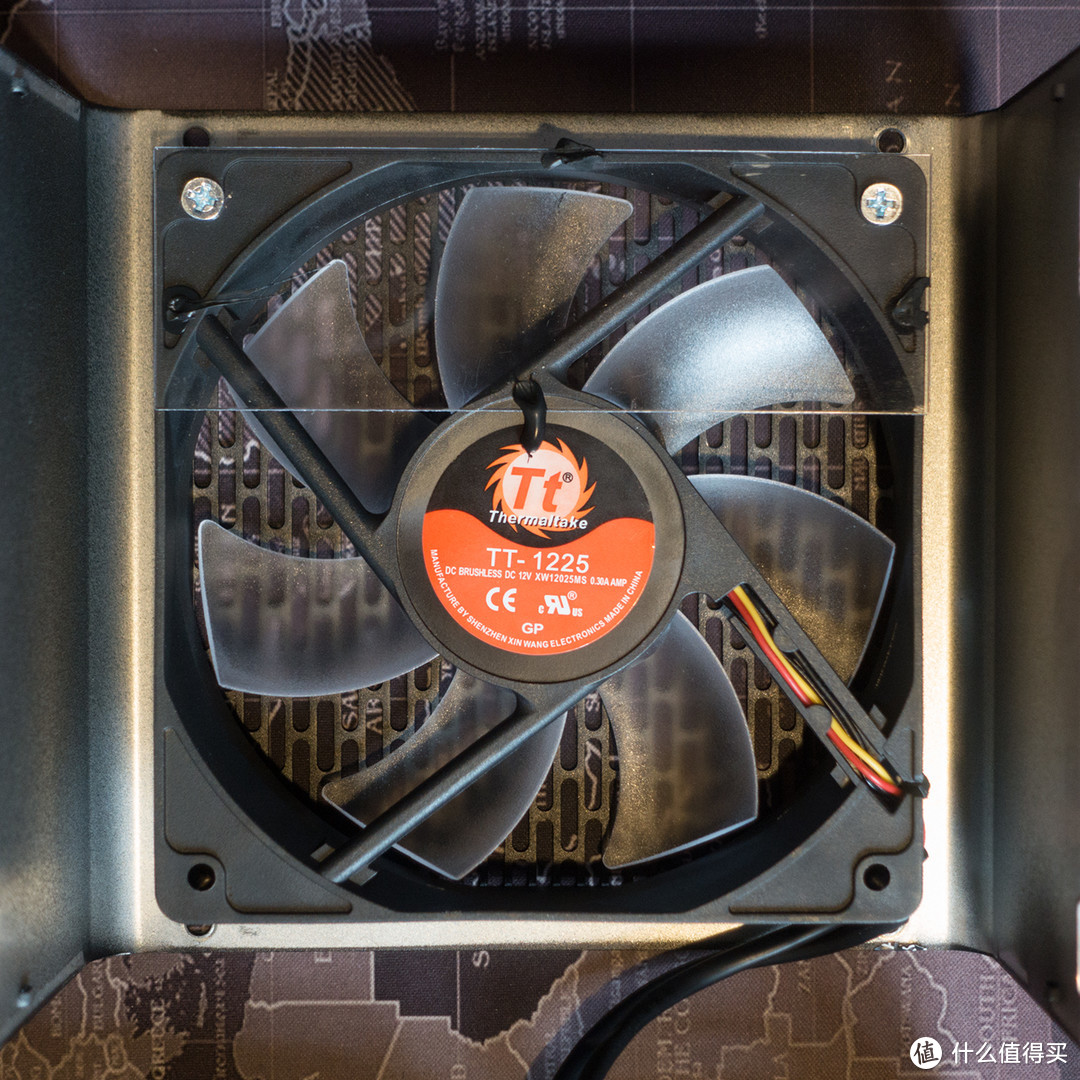 上帝说：“要有灯！”——Thermaltake 挑战者H3 RGB套装试用