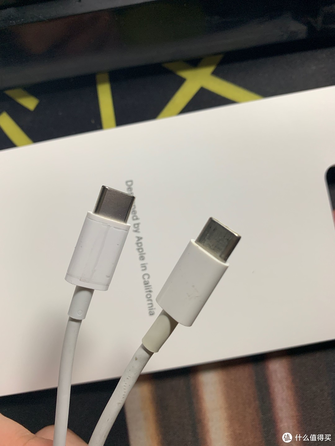 左为紫米type c头，右为MacBook充电线type c头
