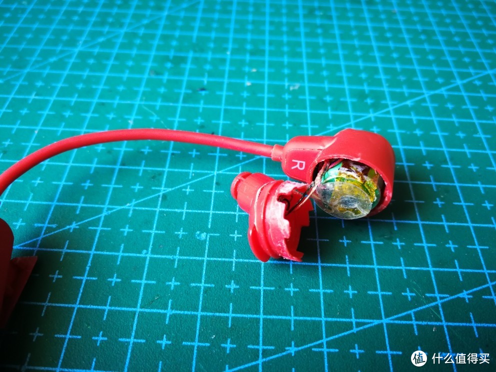 JBL UA 和JBL Reflect评测与常见故障维修