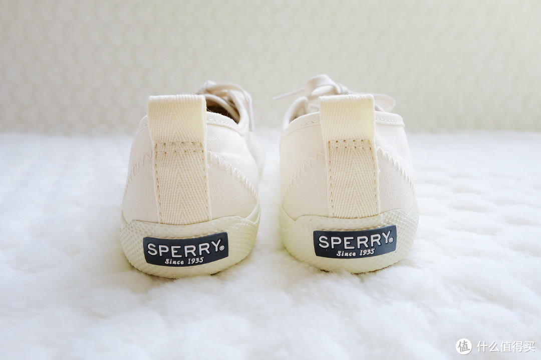 “船鞋”鼻祖——Sperry经典款小白鞋推荐