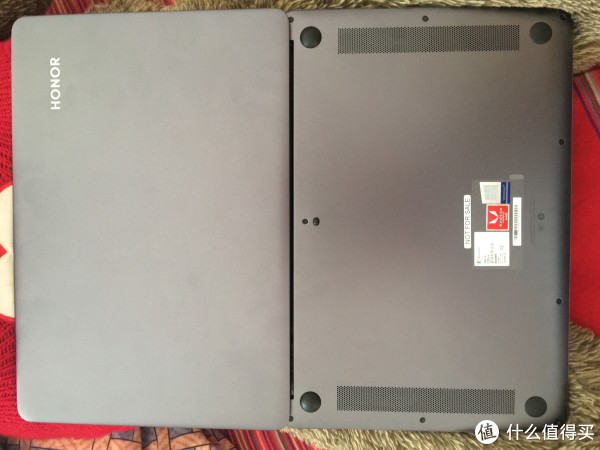 荣耀MagicBook