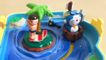 TOMY哆啦a梦场景提盒海底大冒险使用总结(海岛|水纹|海盗船|沙滩椅)
