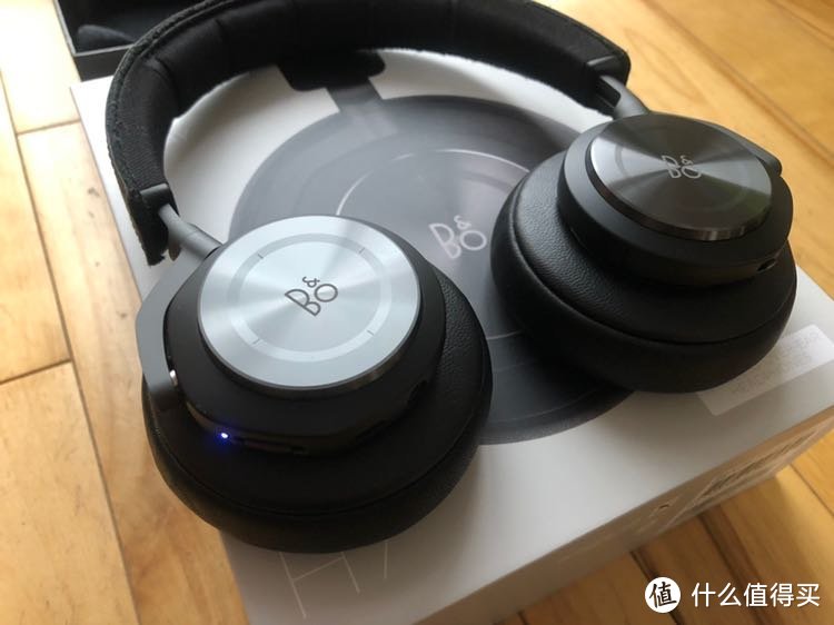 B&O PLAY H7无线蓝牙耳机开箱评测