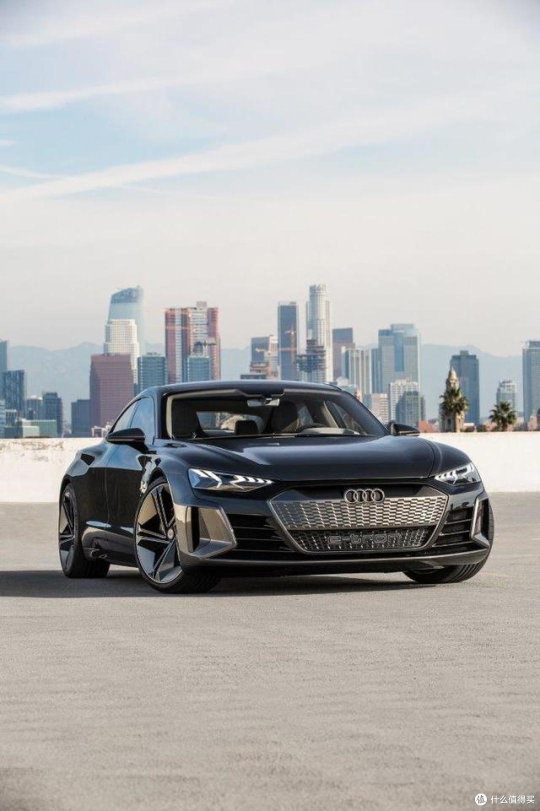 复联钢铁侠座驾奥迪etrongt高清大图让我们瞬间嗅到了未来