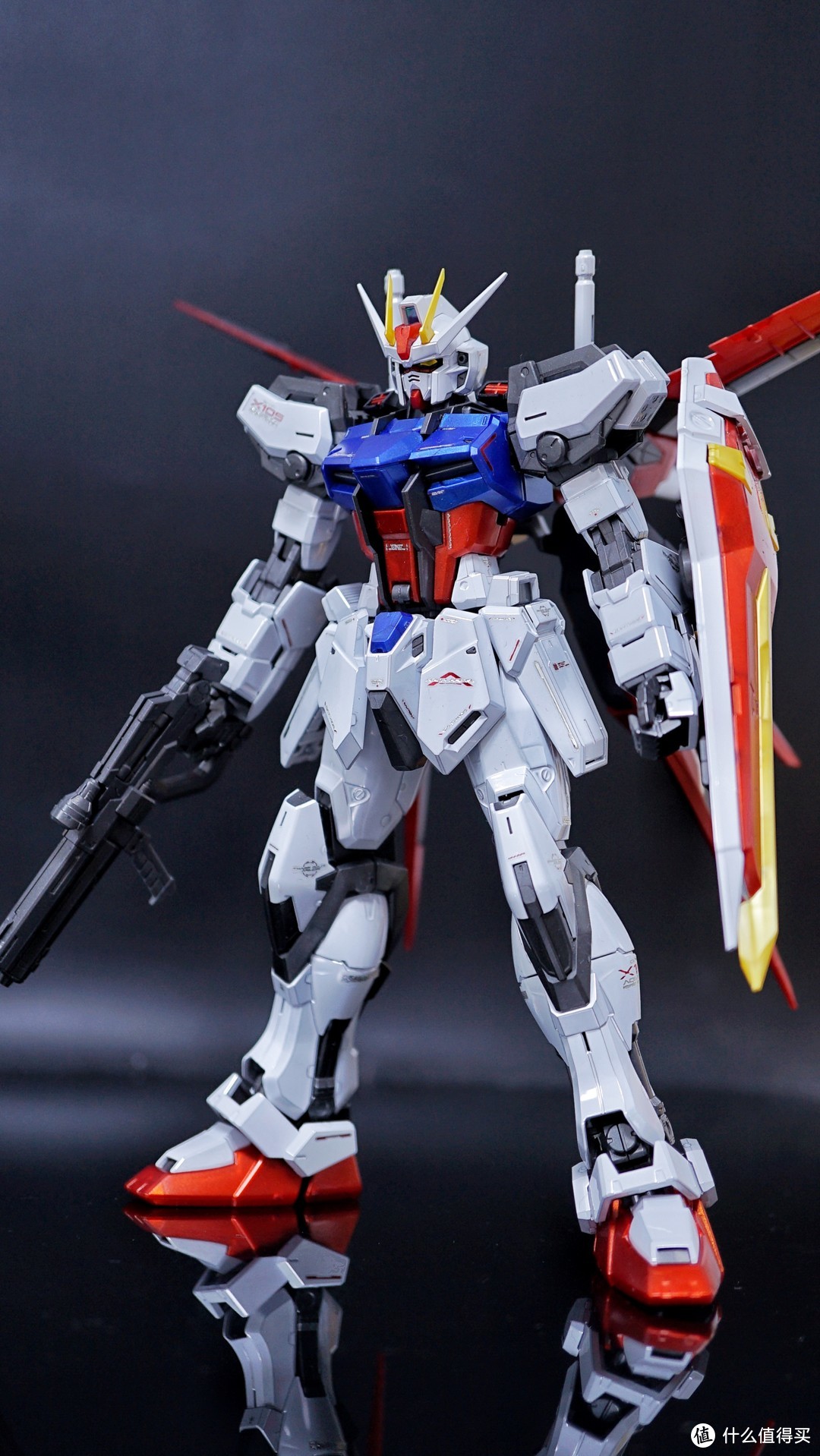 万代半个亲儿子——GAT-105 Strike Gundam