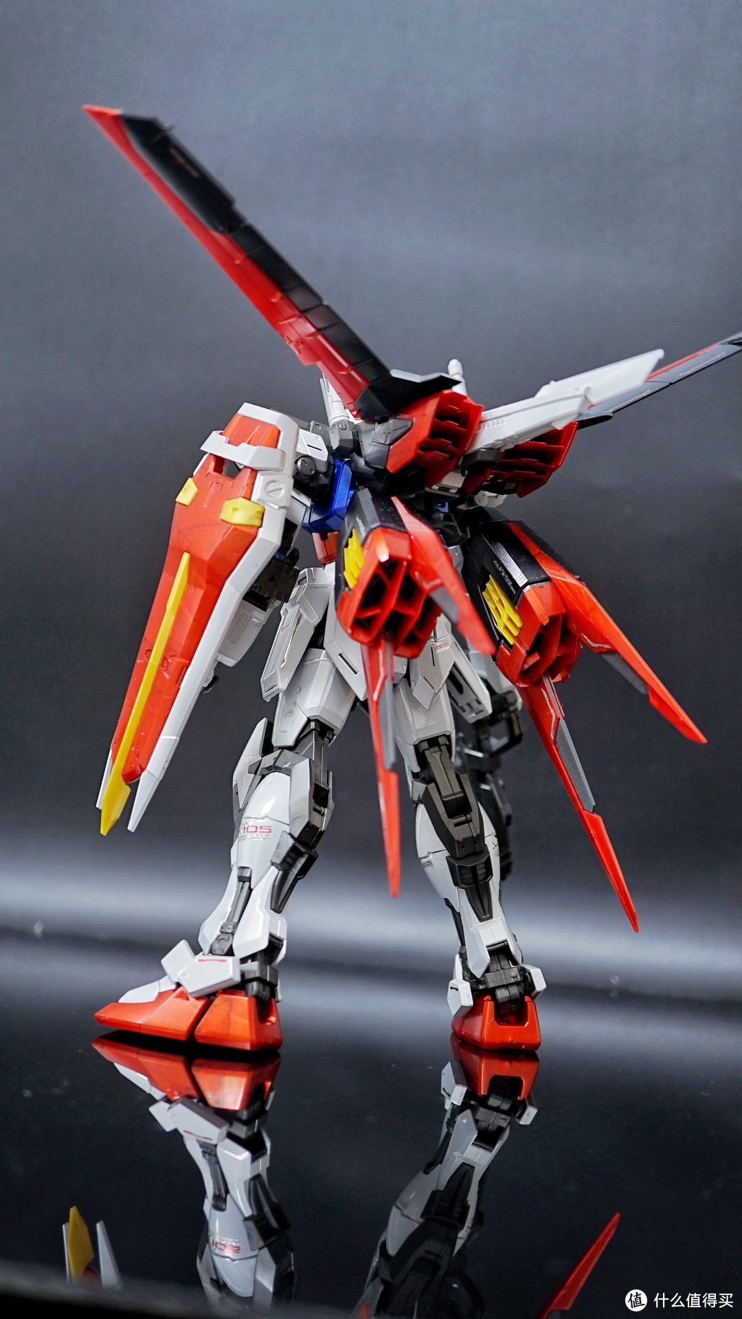 万代半个亲儿子——GAT-105 Strike Gundam