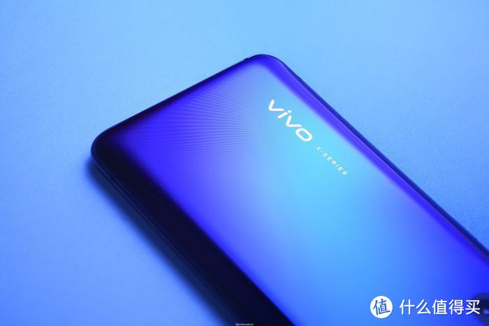 vivo X27外观简评：到底有没有他们说的那么漂亮？