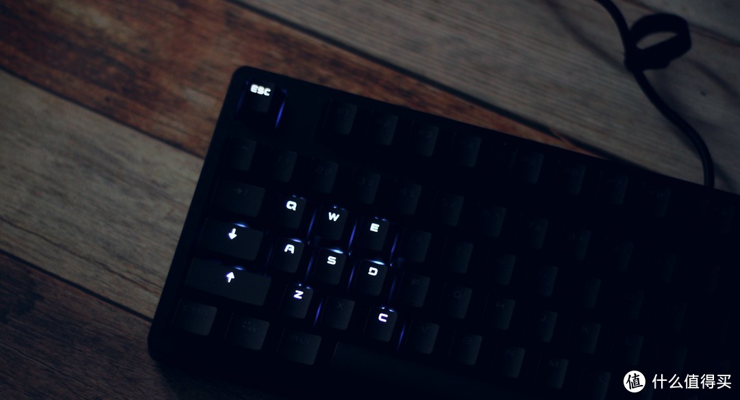 你已经是一个成熟的键盘了，黑爵AK535青轴机械键盘使用体验。