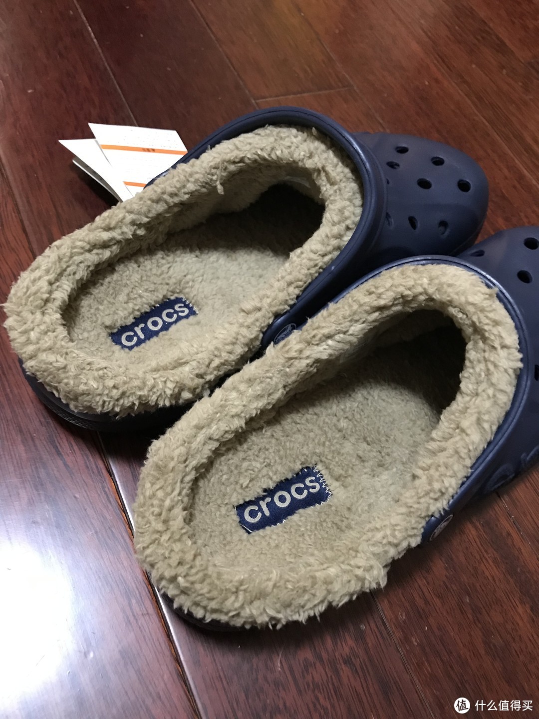 反季好价！99元包邮！Crocs加绒洞洞鞋