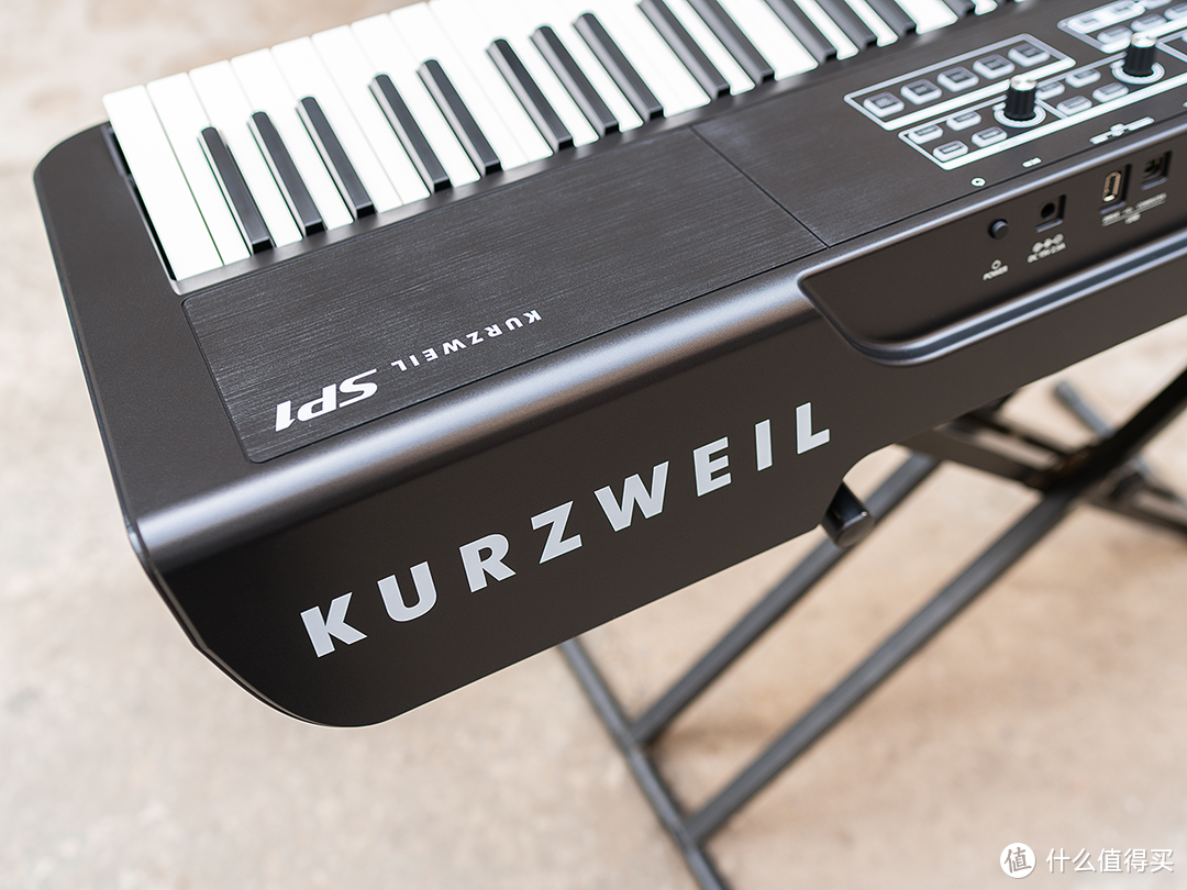 轻便、专业、性价比高的KURZWEIL SP1舞台电钢琴评测