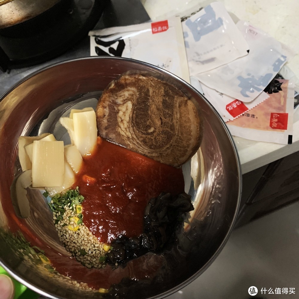 深夜里，给自己煮一包“深夜食堂”里的拉面