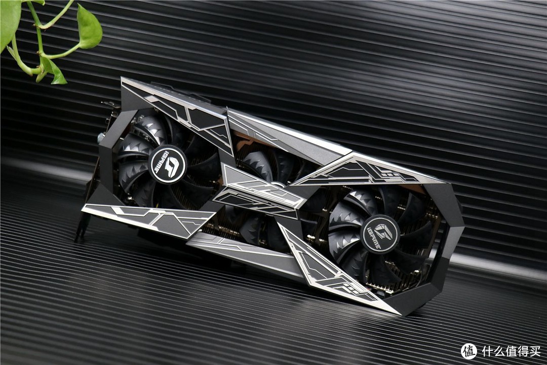 性能出色，价格实在--七彩虹iGame GeForce RTX 2080 Vulcan X OC显卡深度评测