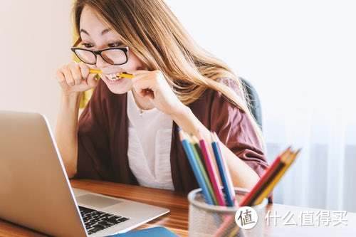 别再乱花钱了，在这几个网站找Excel模板和学习，四舍五入省下一大笔钱