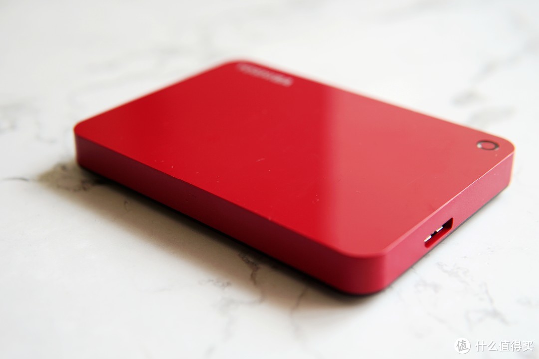保值能力还不错？晒晒一年前购入的东芝（TOSHIBA）2TB 移动硬盘 V9 活力红