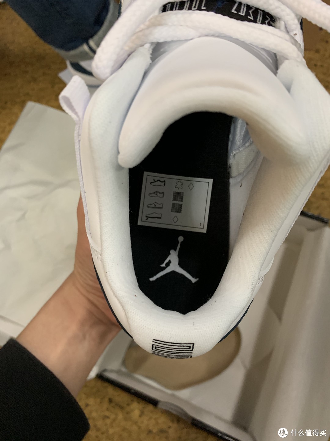 今年首个低帮配色！蓝蛇 Air Jordan 11 Low