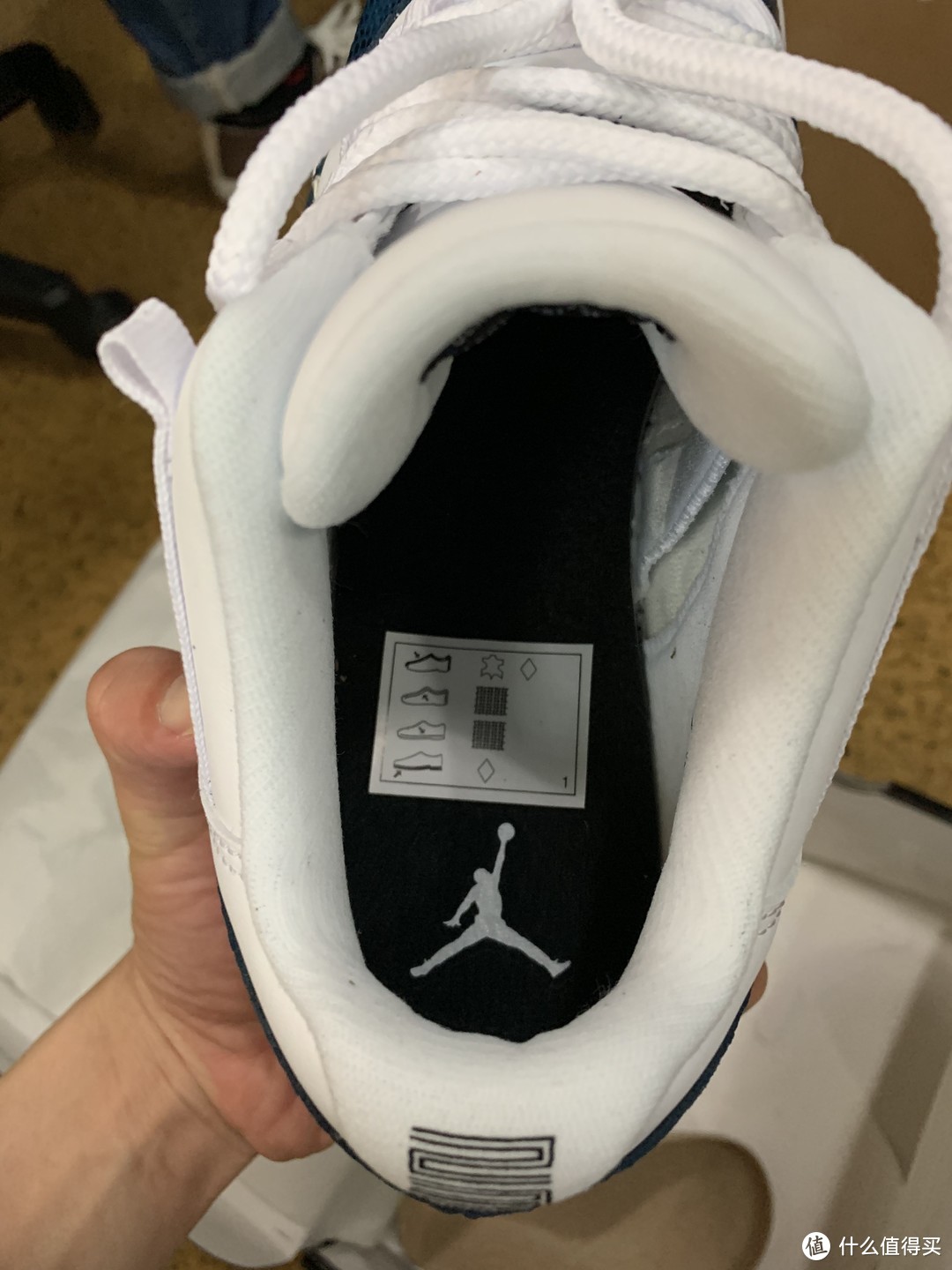 今年首个低帮配色！蓝蛇 Air Jordan 11 Low