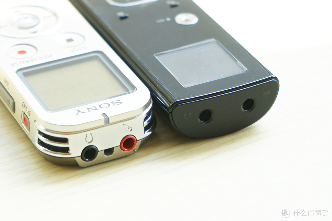 MP3、FM收音机、随时充电，刚买的SONY索尼UX534F录音笔
