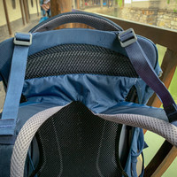 Osprey Tropos 对流 32L 双肩背包使用总结(肩带|胸带|松紧带|杂物仓)