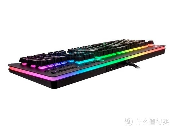 雷蛇绿轴、可通过亚马逊语音操控：Thermaltake 曜越 发布 Level 20 RGB “黑耀” 机械键盘