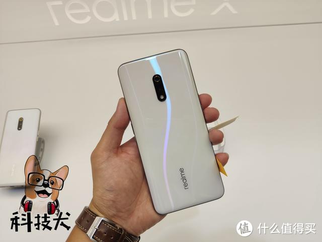 OPPO旗下realme X/X青春版上手体验 产品出发点不是性价比