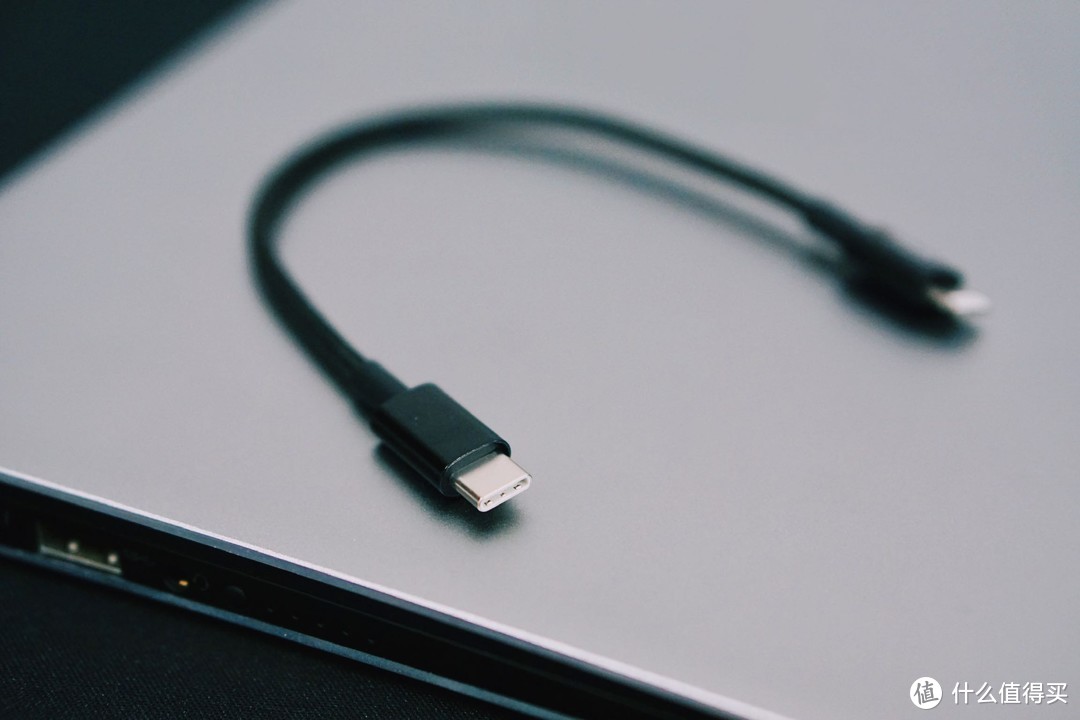 OPSO USB-C to Lightning 20cm 快充线 上手体验