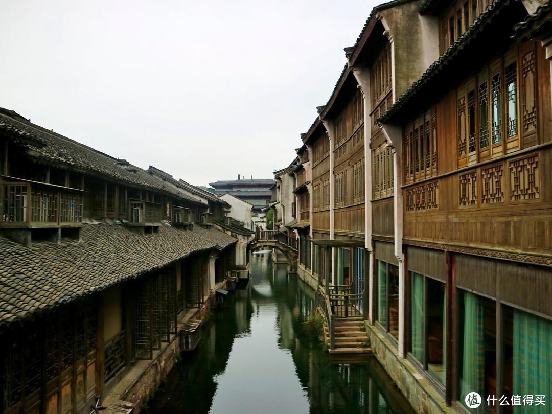 两天一夜亲子游：旅游淡季暴走乌镇西塘，吃十几种小吃，住后现代工业风酒店