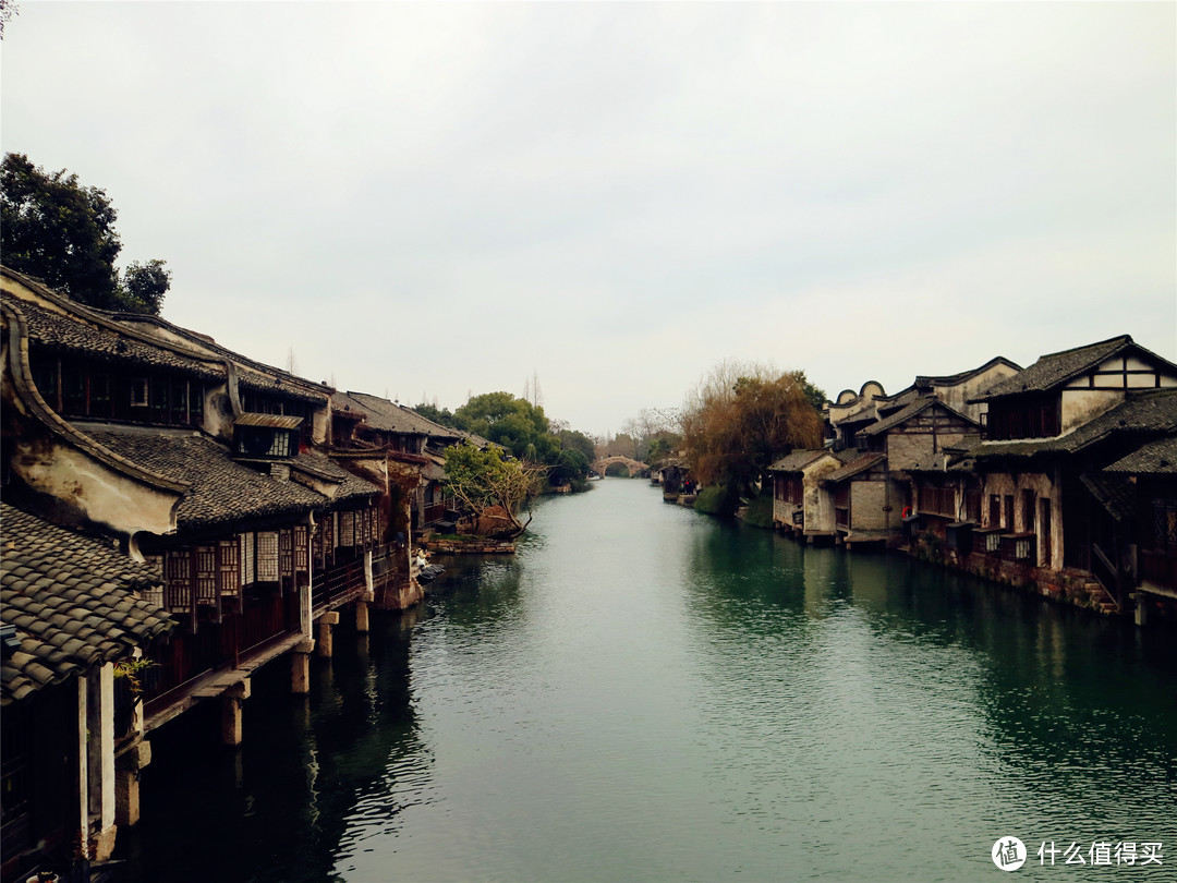 两天一夜亲子游：旅游淡季暴走乌镇西塘，吃十几种小吃，住后现代工业风酒店